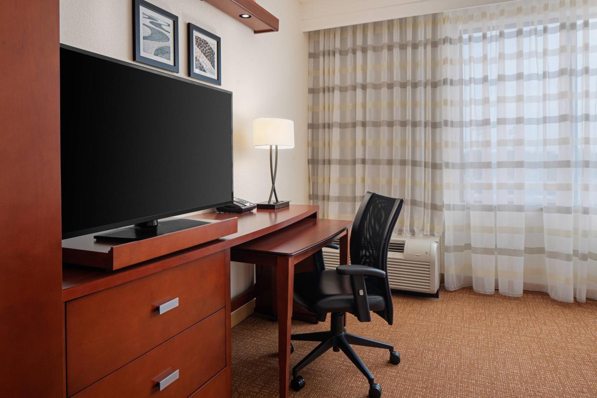 Hotel Courtyard By Marriott Houston Kingwood Kinwood Exterior foto